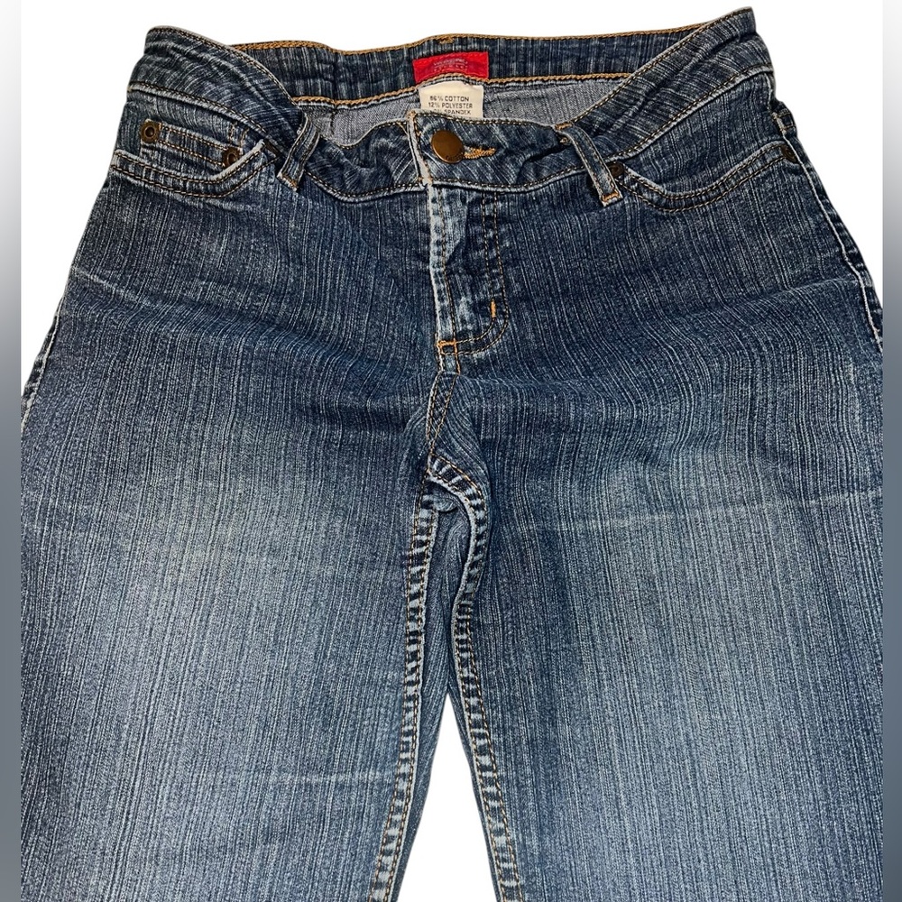 Massimo  8” Low-Rise  Bootcut flare  Stretch Jeans- Size 1 - Picture 2 of 9